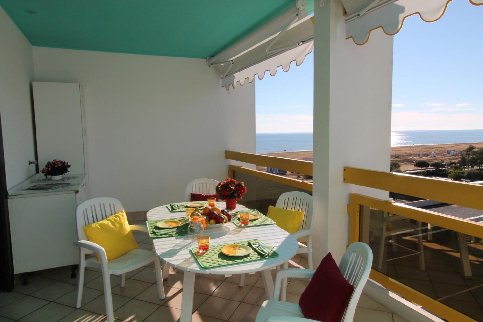 Complesso Solarium Lägenhet Bibione Exteriör bild