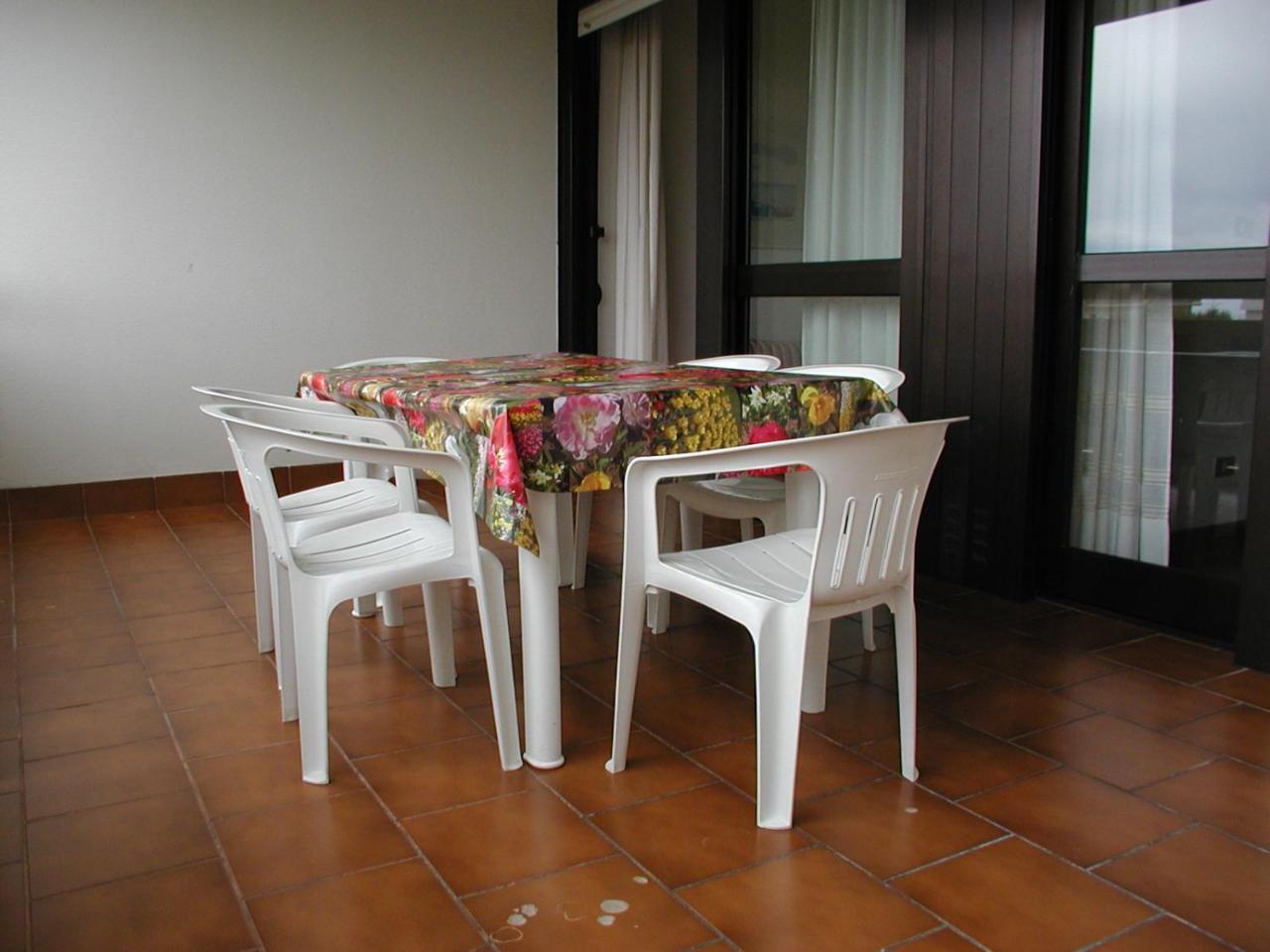 Complesso Solarium Lägenhet Bibione Exteriör bild